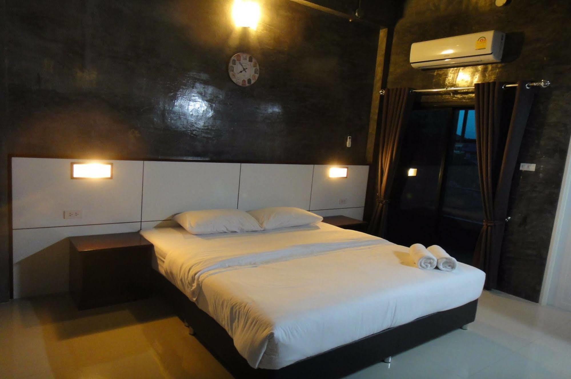 The Grace Hotel กาฬสินธุ์ ภายนอก รูปภาพ